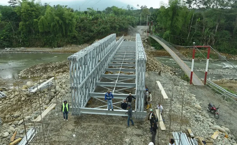 El MTOP avanza en la construcción de un puente Bailey en Cotopaxi para mejorar la conectividad