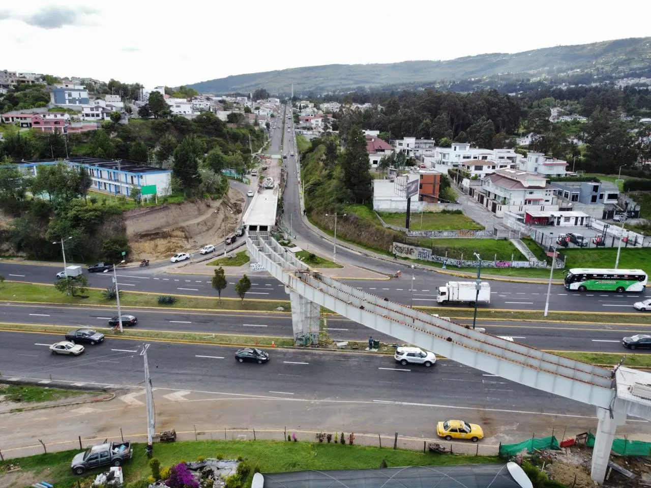 Cierres viales programados en la Autopista General Rumiñahui del 27 al 29 de diciembre