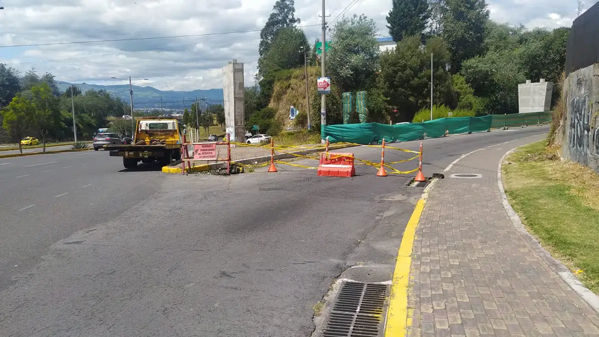 Instalación de paso elevado en la Avenida Lola Quintana mejorará el tráfico en el Valle de los Chillos