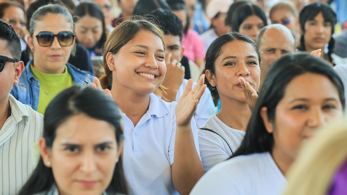 Proyectos de Infraestructura y Programa “Jóvenes en Acción” en la ZONA 4