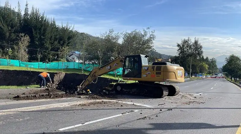 Cierre vial en sentido norte-sur de la Mariscal Sucre por construcción de intercambiador